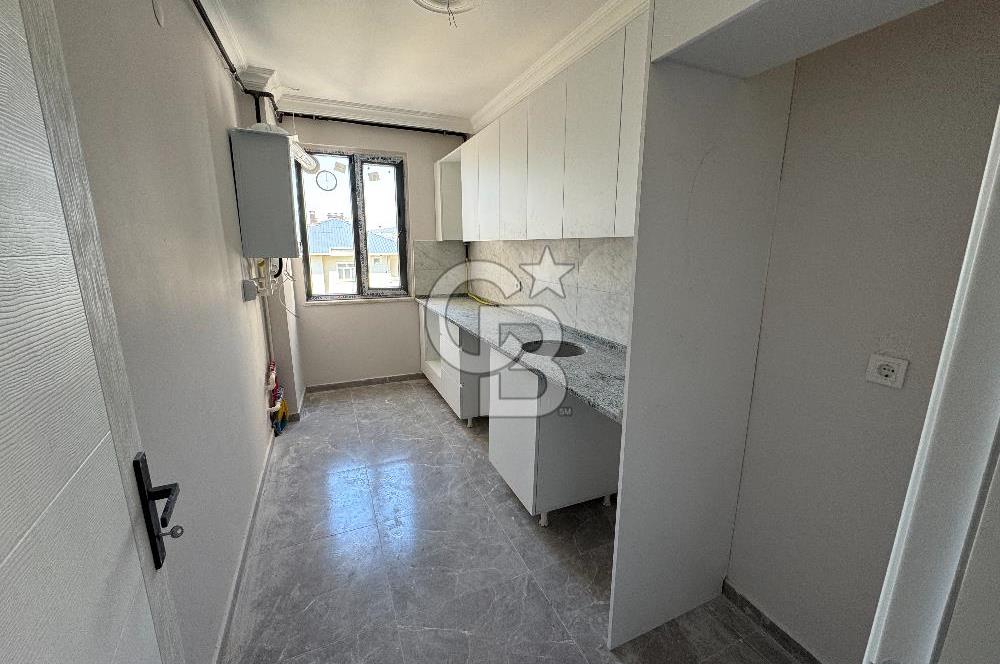 ÜMRANİYE AŞAĞI DUDULLU MAH. BARUT SOKAK'TA KİRALIK 2+1 DAİRE
