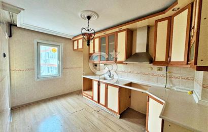 BORNOVA EVKA 3'TE SATILIK 3+1 ÇİFT CEPHE DAİRE