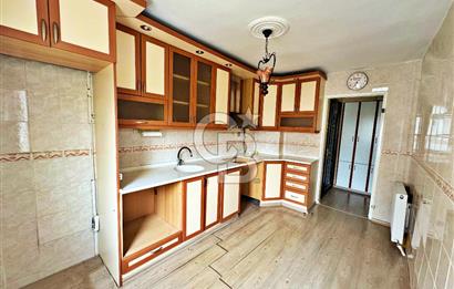 BORNOVA EVKA 3'TE SATILIK 3+1 ÇİFT CEPHE DAİRE