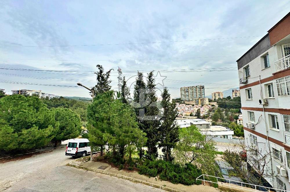 BORNOVA EVKA 3'TE SATILIK 3+1 ÇİFT CEPHE DAİRE