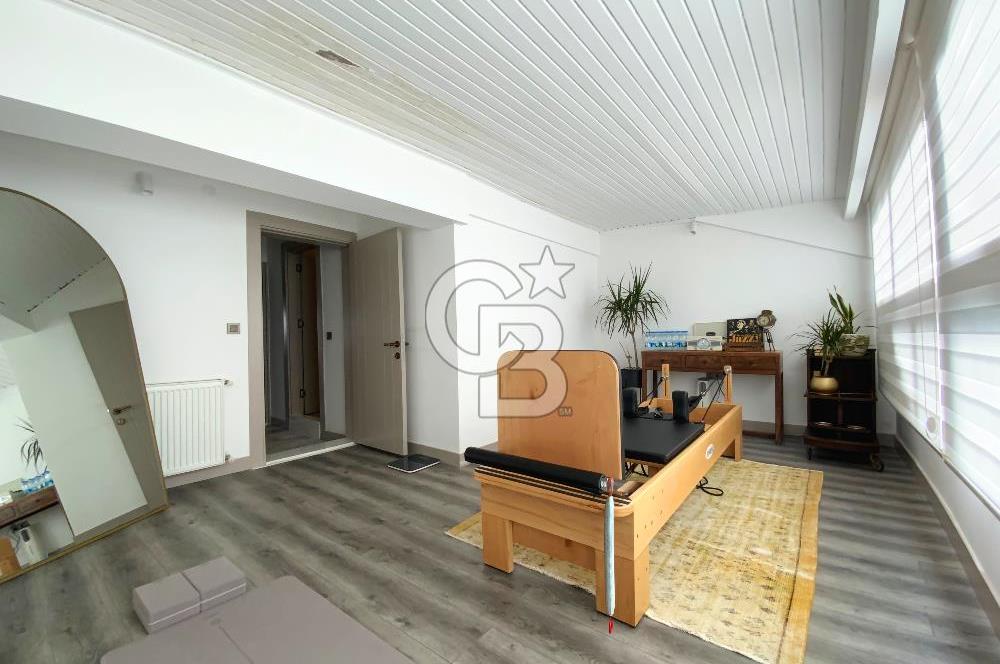 İzmir Bornova Evka3 5+1 Satılık Villa