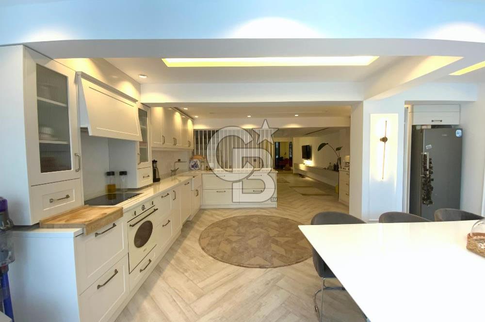 İzmir Bornova Evka3 5+1 Satılık Villa