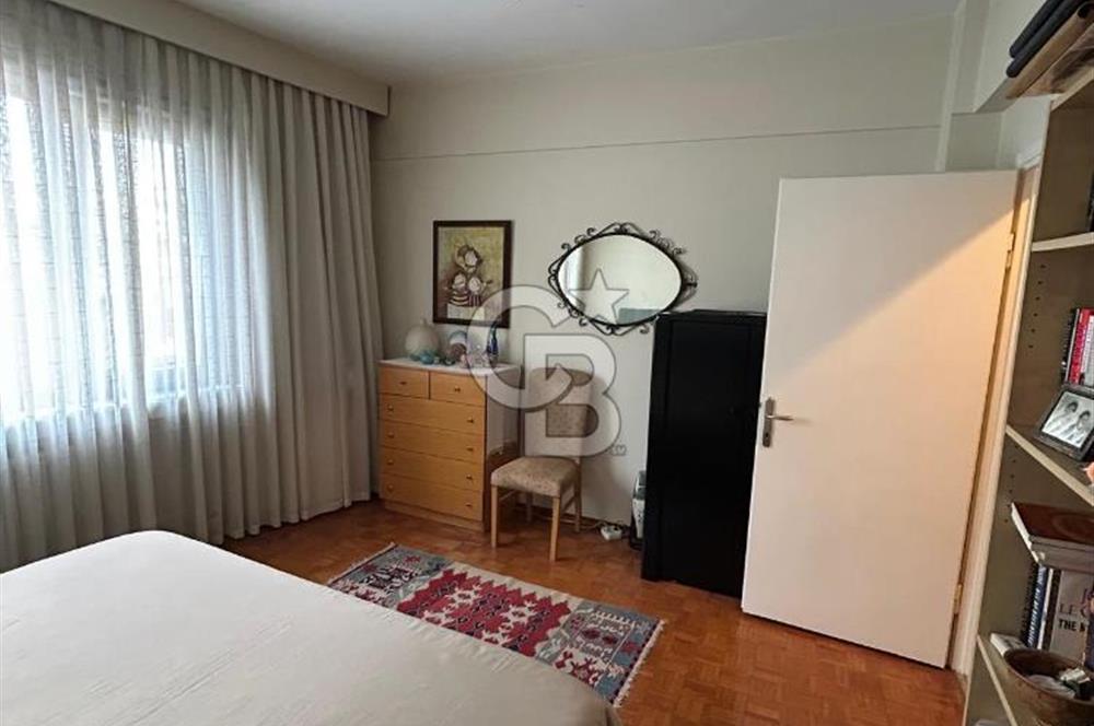 NİŞANTAŞI VALİKONAĞI CADDESİN'DE 4+1 KİRALIK DAİRE
