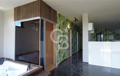 GÖLBAŞI'NDA GÖL MANZARALI EMSALSİZ 6+1 4 KATLI SATILIK VİLLA
