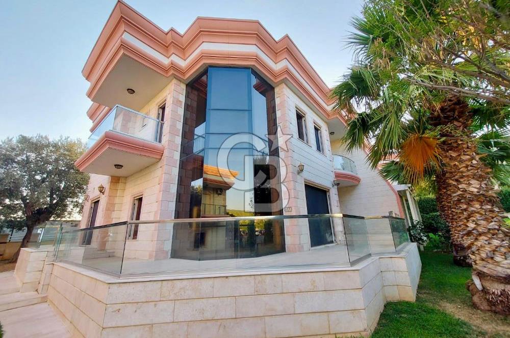 TEOK'tan Kahramandere'de Satılık Büyük Tip 5+1 Harika Villa