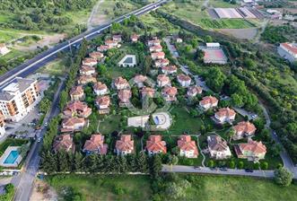 Kalabalıktan Uzak, Yeşilin Kalbinde Bir Yaşam Alanı
