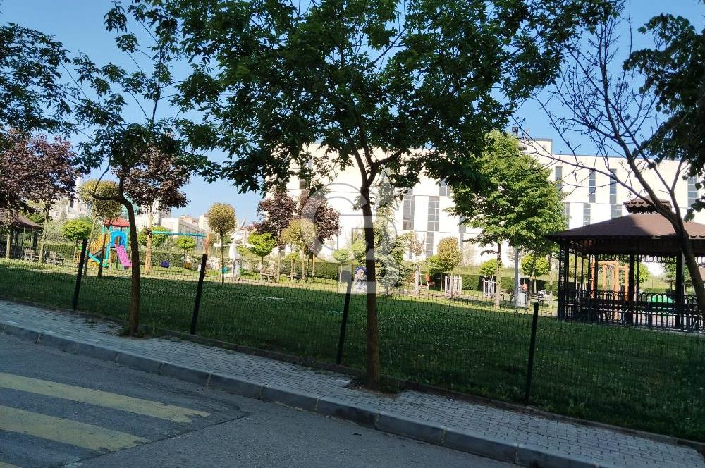 Mutlukent Göl Bloklarında Kiralık 3+1 Arakat Daire