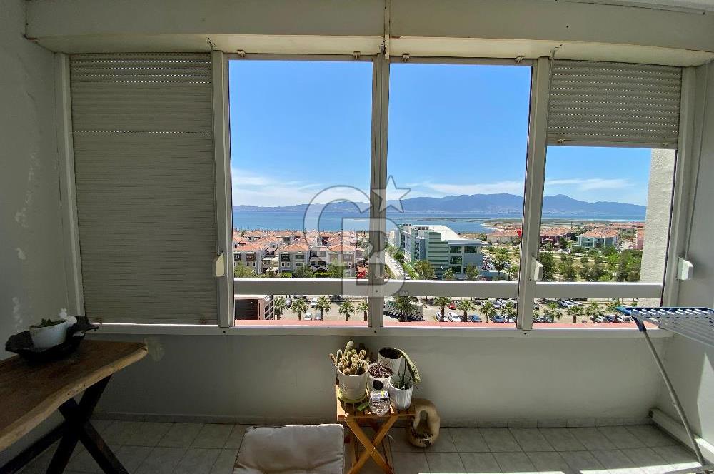 Mavişehir Kuğu Blokları nda Deniz Manzaralı 1+1 Satılık Daire