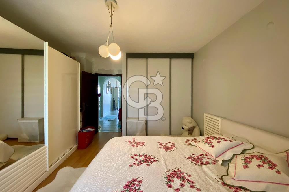 Mavişehir Kuğu Blokları nda Deniz Manzaralı 1+1 Satılık Daire