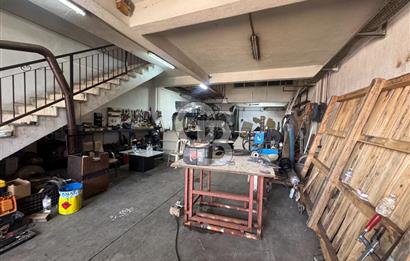 Nİ-KA Sanayi Sitesinde Satılık 252 M2  Atölye
