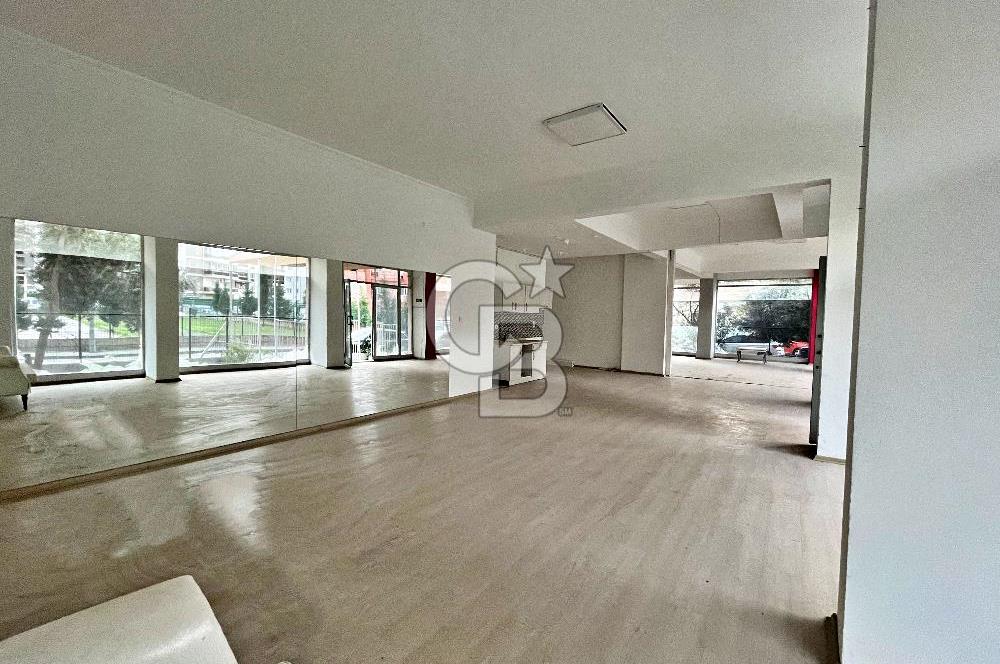 BORNOVA YEŞİLOVA'DA SATILIK KÖŞE DÜKKAN