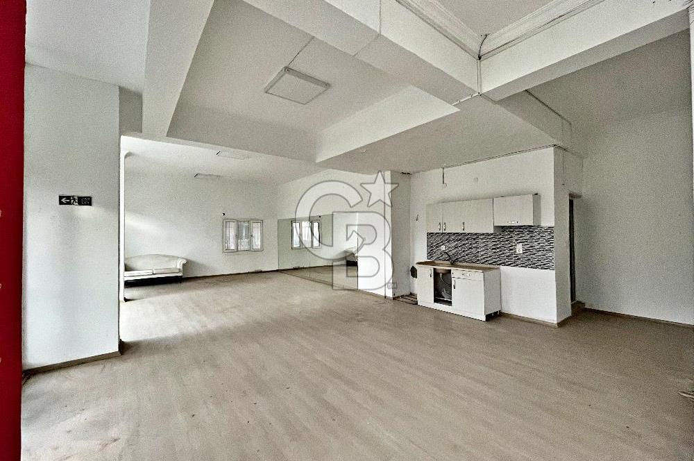 BORNOVA YEŞİLOVA'DA SATILIK KÖŞE DÜKKAN