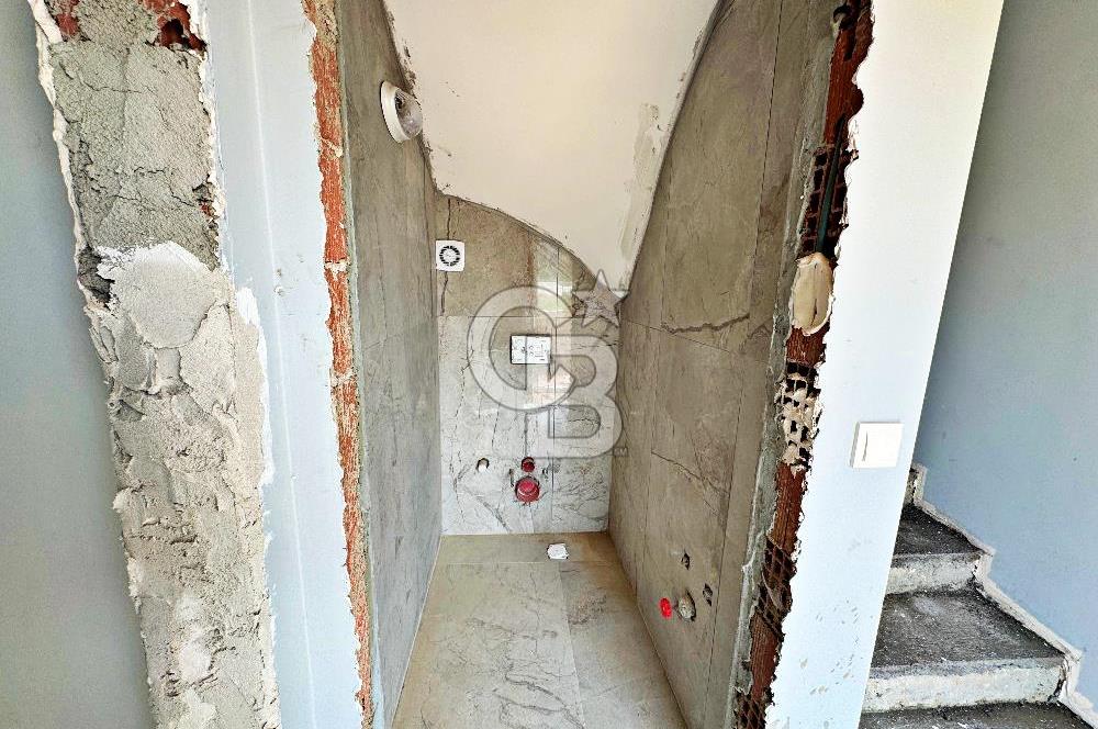 TORBALI AYRANCILAR'DA 4+1 SIFIR VİLLA
