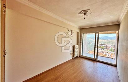 KARABAĞLAR BASINSİTESİ'NDE SATILIK 3+1 DENİZ MANZARALI DAİRE