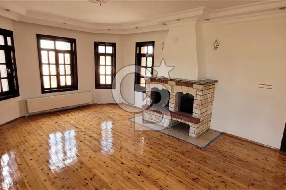 GÖLBAŞI İNCEK MERKEZ LOKASYONDA SATILIK VİLLA