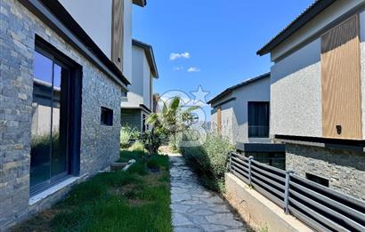 TEOK'tan Urla Kalabak'ta Deniz Manzaralı Satılık Sıfır Villa