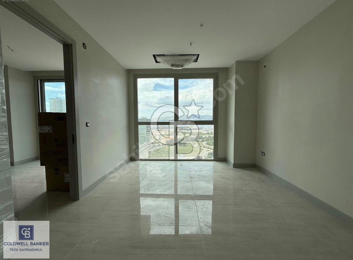 MEGAPOL İZMİR'DE SATILIK DENİZ MANZARALI 1+1 HOME/OFFICE