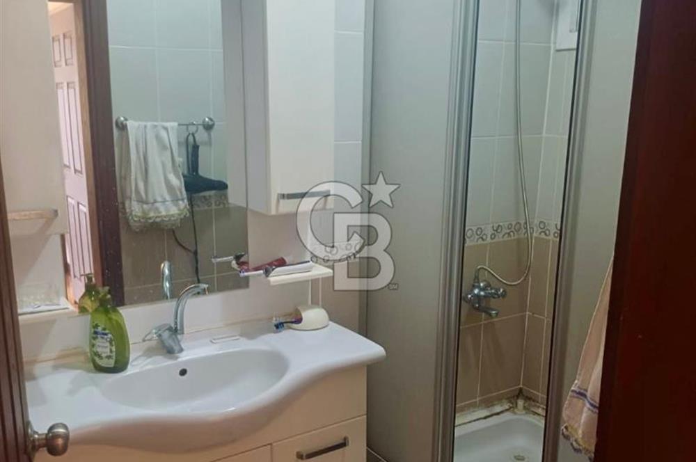 Üsküdar Ünalan'da Merkezi Konumda 2+1 Satılık Daire