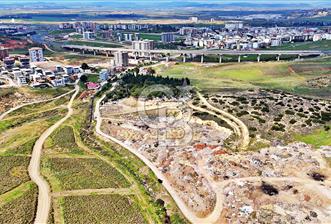 MENEMEN KOYUNDERE'DE 114 DAİRELİK İMARLI ARAZİ