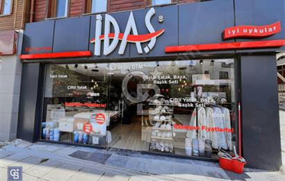 Kemerburgaz meydanın en özel dükkanı satışta!