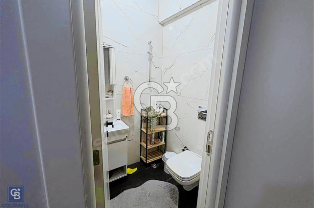 Kemerburgaz meydanda satılık 2+1 lüx daire