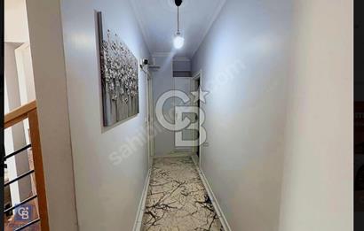 Kemerburgaz meydanda satılık 2+1 lüx daire