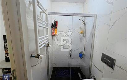Kemerburgaz meydanda satılık 2+1 lüx daire