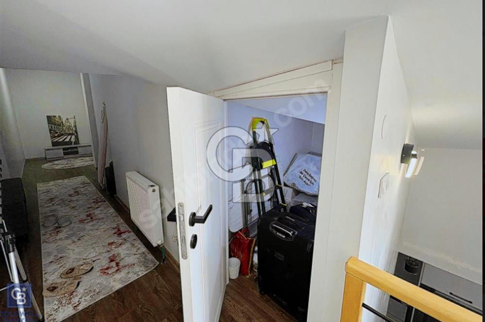 Kemerburgaz meydanda satılık 2+1 lüx daire