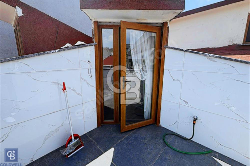 Kemerburgaz meydanda satılık 2+1 lüx daire