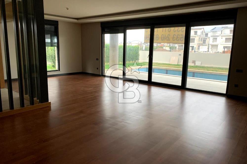 İÇİ FULL YENİLENMİŞ MÜSTAKİL ULTRA LÜKS,ASANSÖRLÜ VİLLA