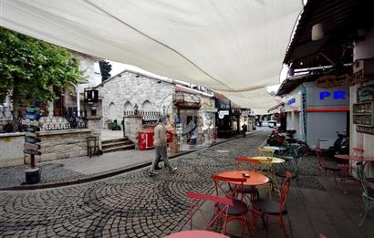 URLA SANAT SOKAĞININ EN İŞLEK YERİNDE SATILIK DÜKKAN FIRSATI!! 