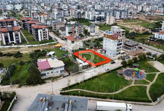 DÖŞEMEALTI YENIKÖY 0.80 EMSAL SATİLİK 600 M2 ARSA 