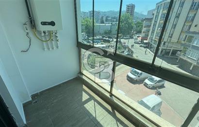 100. Yıl Bulvarı Üzerinde, Tabela değeri yüksek 1+1 Kiralık Ofis/Daire – Merkezi Konum!