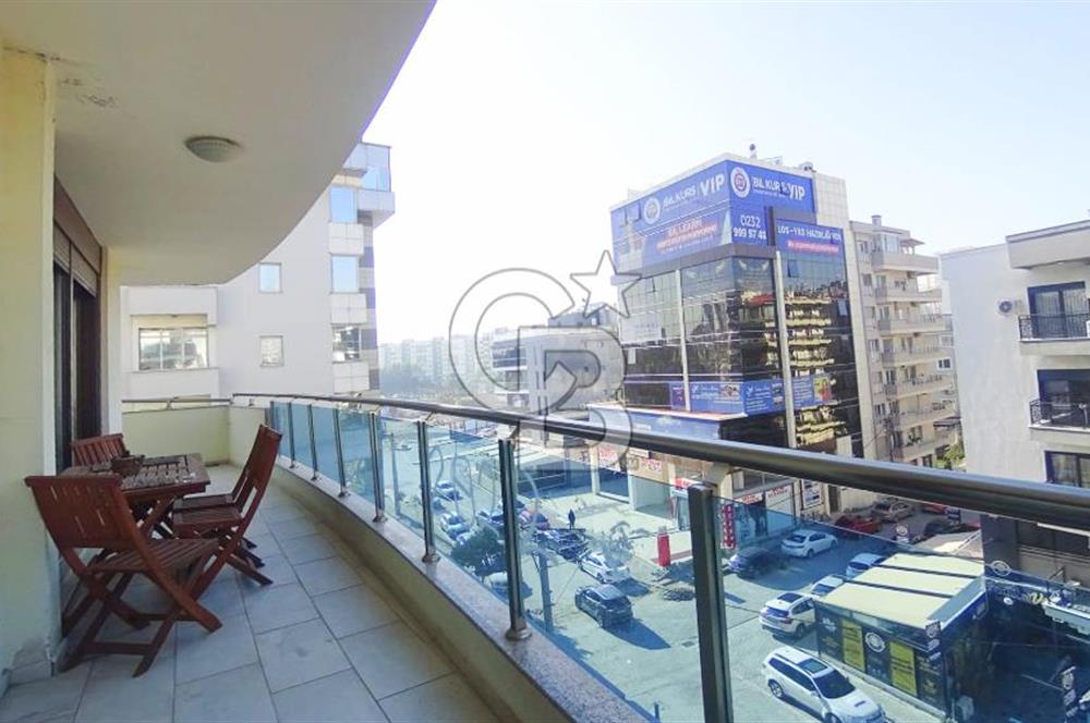 Mavişehir Yalı Mahallesinde Merkezi Konumlu Kiralık 3+1 Daire