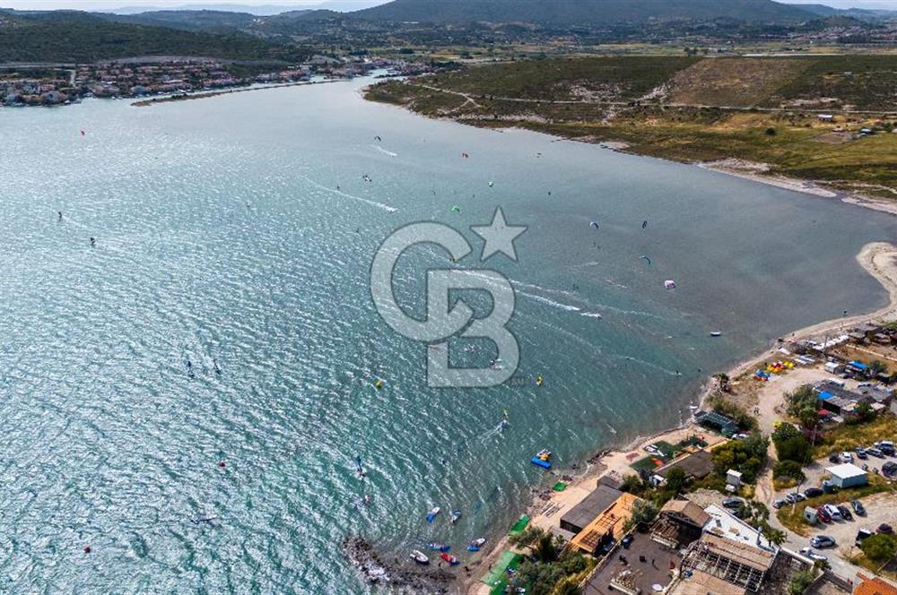 ALAÇATI'NIN EN DEĞERLİ NOKTASINDA, DENİZE SIFIR YATIRIM FIRSATI