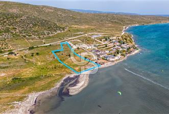 ALAÇATI'NIN EN DEĞERLİ NOKTASINDA, DENİZE SIFIR YATIRIM FIRSATI