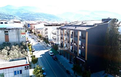 KUŞADASI DAVUTLAR MERKEZ , CADDE ÜZERİ 2+1 SATILIK DAİRE 