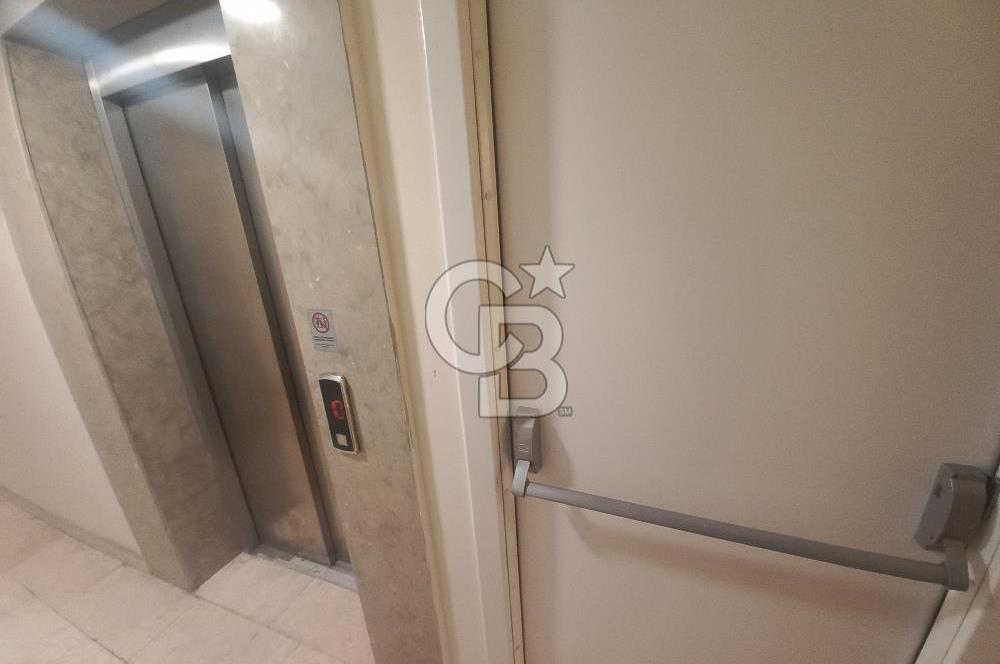  Zin D Diamond sitesinde bakımlı ferah satılık 3+1 daire 