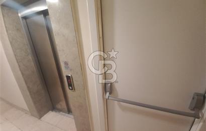  Zin D Diamond sitesinde bakımlı ferah satılık 3+1 daire 