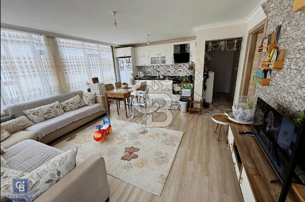 ÇANDARLI MERKEZDE SATILIK 2+1 DAİRE