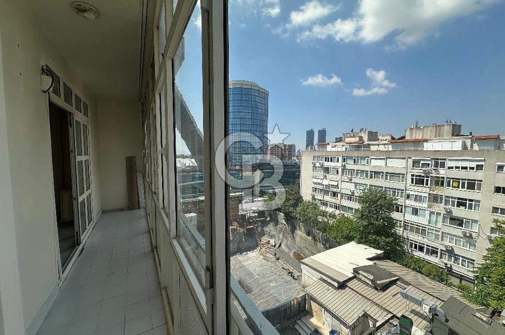 AKMERKEZ KARŞISI ANA CADDE ÜZERİ SATILIK DAİRE