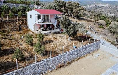MENDERES AKÇAKÖYDE 1 DÖNÜM İÇERİSİNDE MÜSTAKİL EV