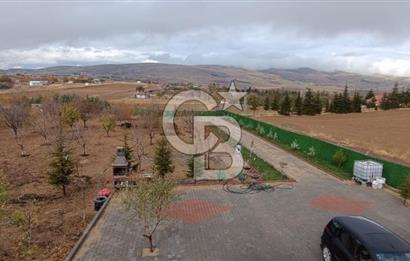 ANKARA ELMADAĞ'DA 5.556 m2 BAHÇE İÇİNDE LÜKS YAPILI EŞYALI EV