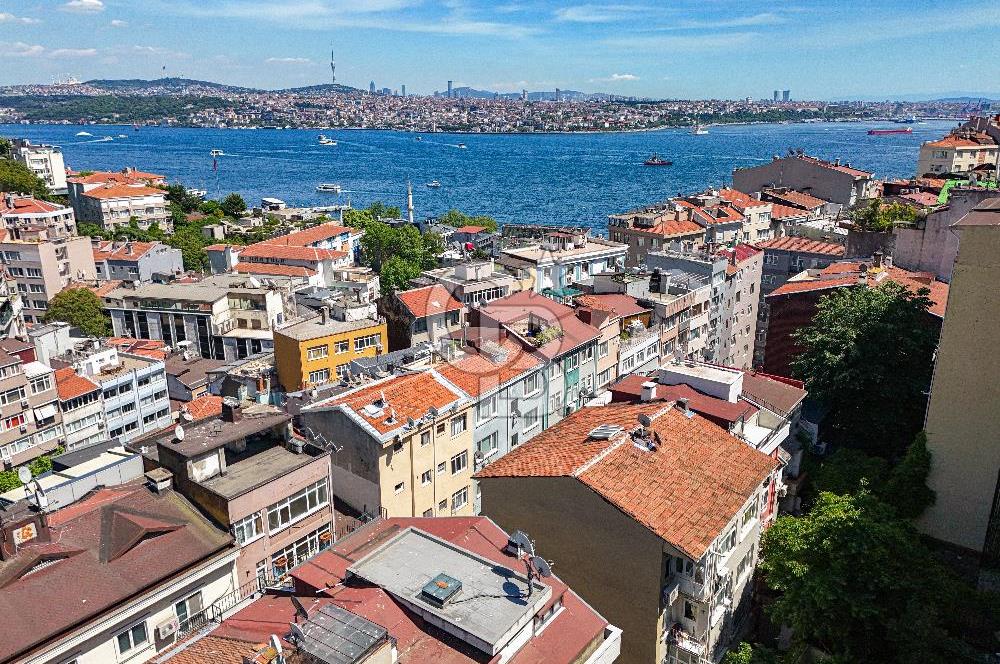 Cihangirin Kalbinde Müstakil Bahçeli Lüks Daire