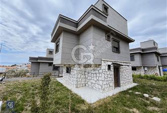 ÇANDARLI MİNA KONAKLARINDA SATILIK MÜSTAKİL VİLLA