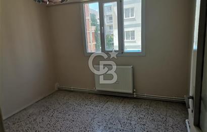 CADDE ÜZERİ KİRALIK 3+1 DOĞALGAZLI DAİRE