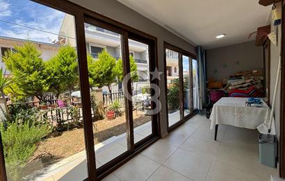 ÜRKMEZ'DE BAHÇELİ SAHİLE 200 MT FULL EŞYALI 3+1 DUBLEKS YAZLIK