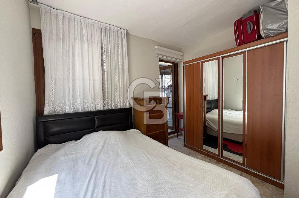 ÜRKMEZ'DE BAHÇELİ SAHİLE 200 MT FULL EŞYALI 3+1 DUBLEKS YAZLIK