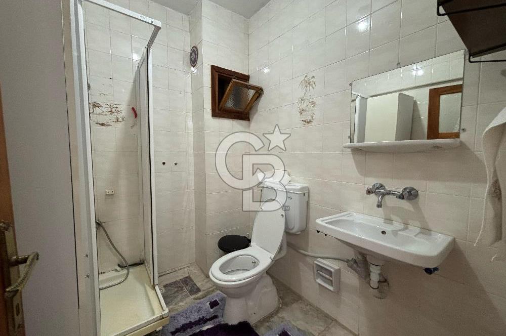 ÜRKMEZ'DE BAHÇELİ SAHİLE 200 MT FULL EŞYALI 3+1 DUBLEKS YAZLIK