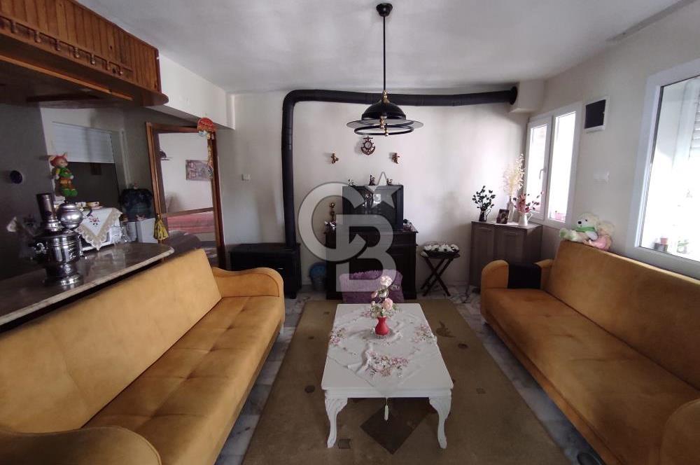 Mordoğan'da Site içi Full Eşyalı 5+1 Kiralık Tripleks